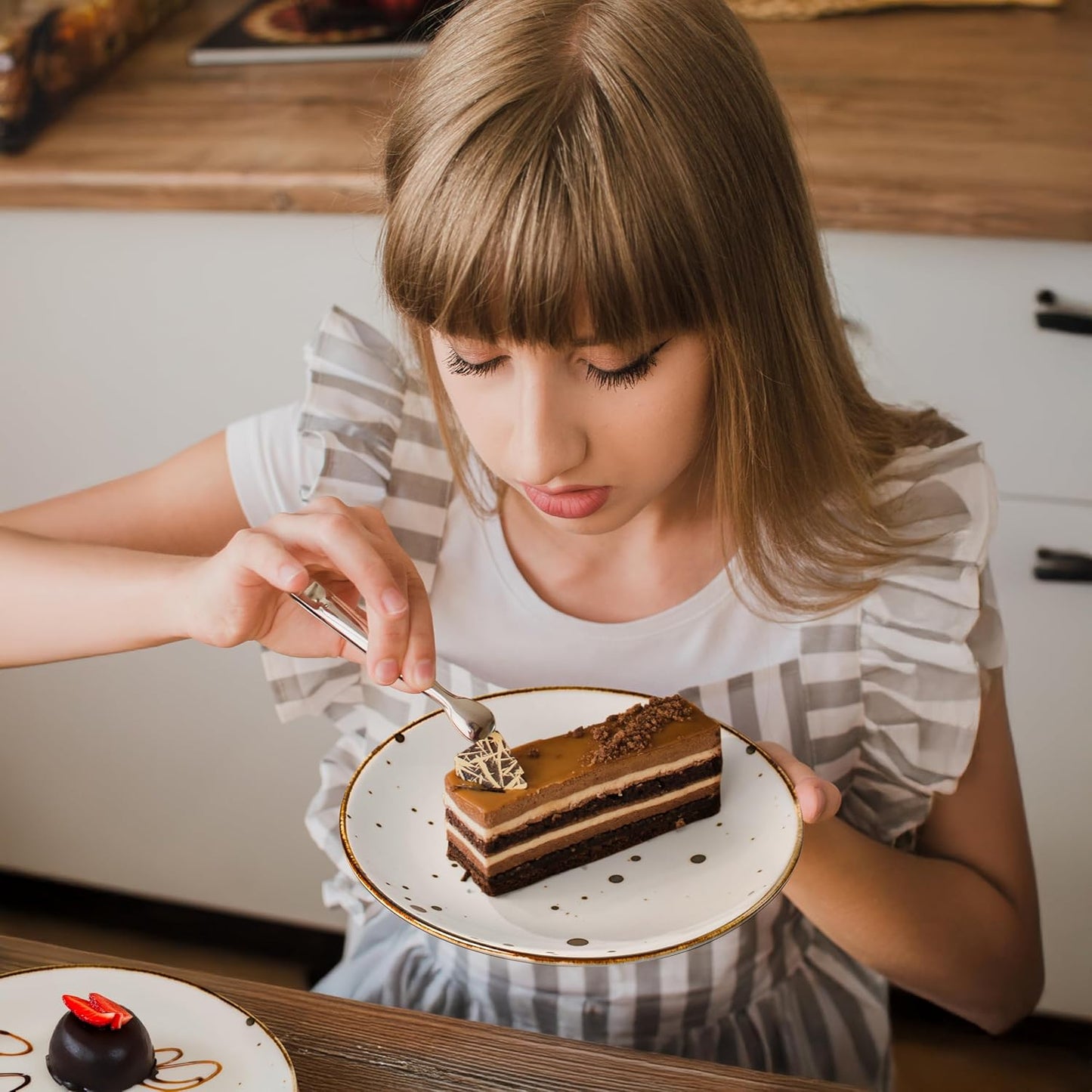 Dessert Plates (8.7 Inch), Set of 6 – Classic Timeless Color - Esfour Ceramics